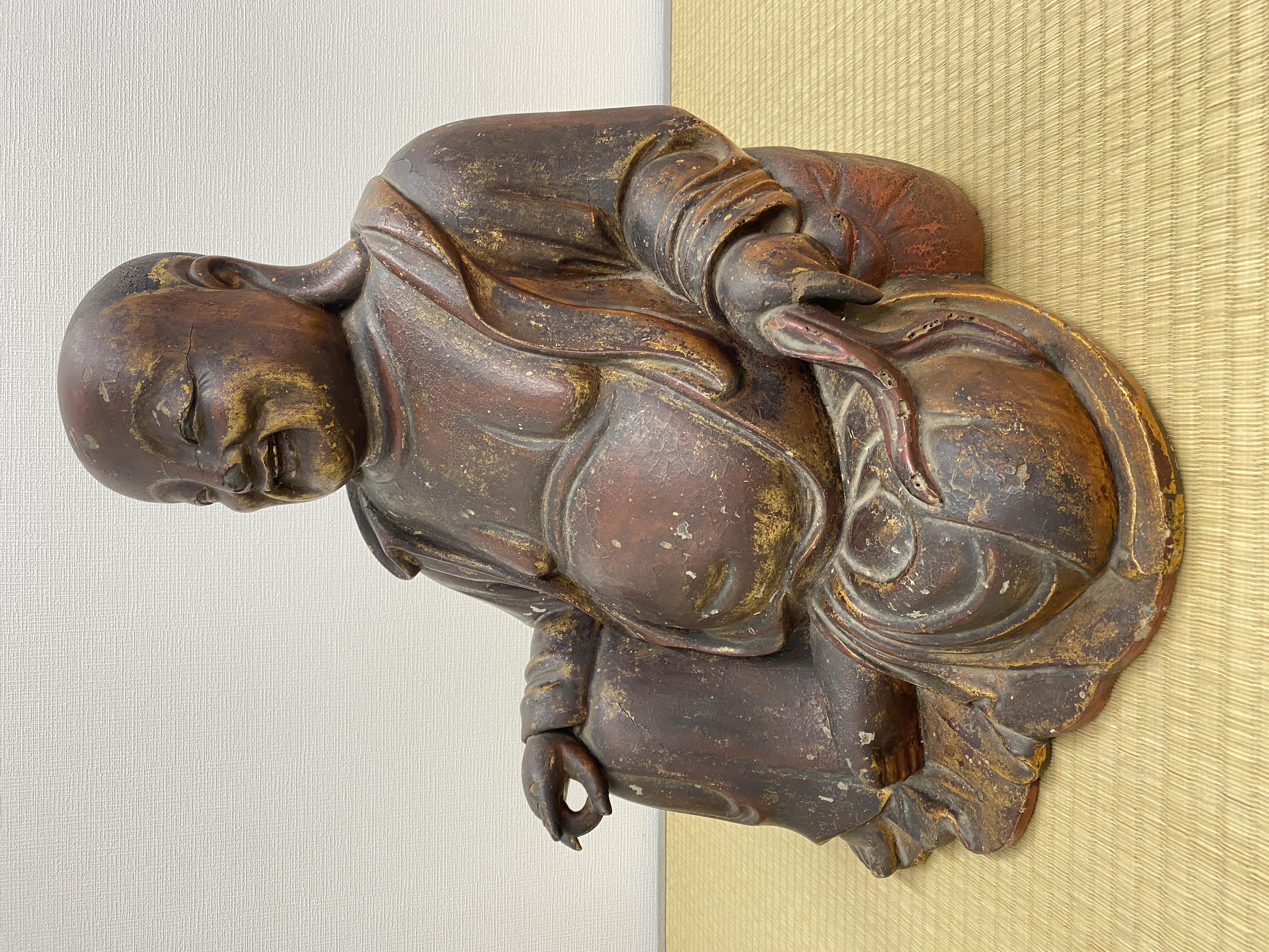 木雕漆金彌勒坐像