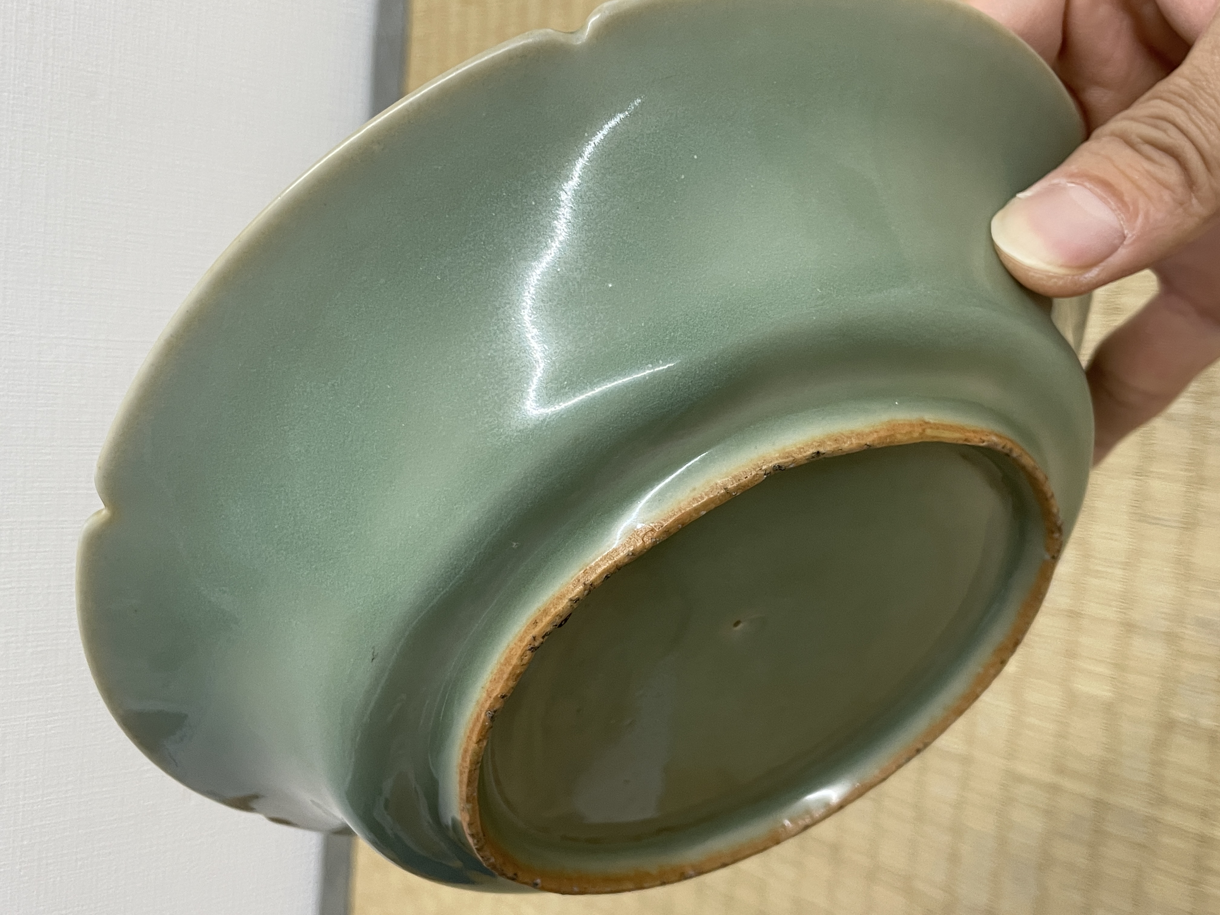 龍泉青瓷花口盤